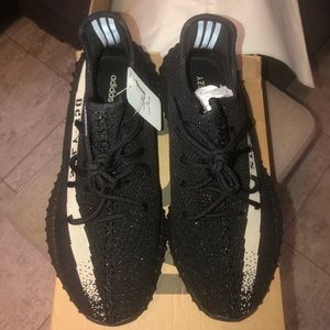 Yeezy Boost 350 V2 Oreo